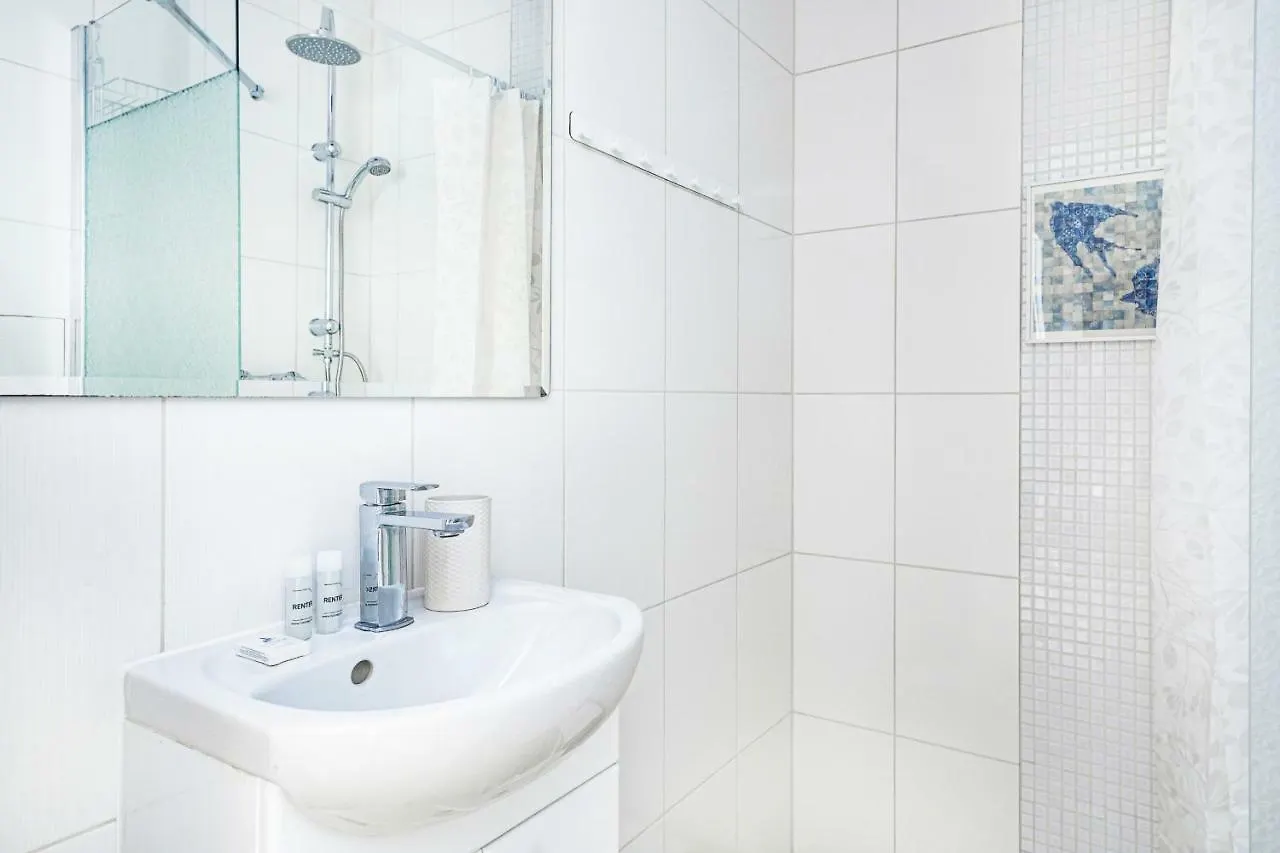 Apartments Warsaw Solidarnosci By Renters 0*,
